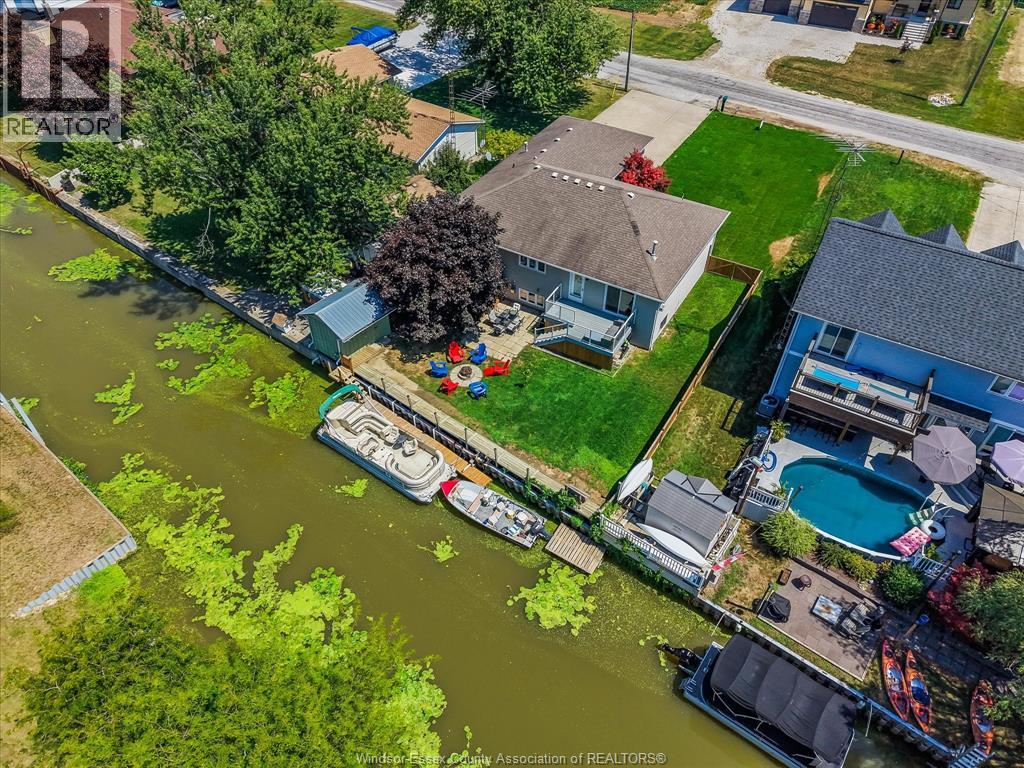 353 East Ruscom River Road, Lakeshore, Ontario N0R 1S0 - Photo 2 - 26019055