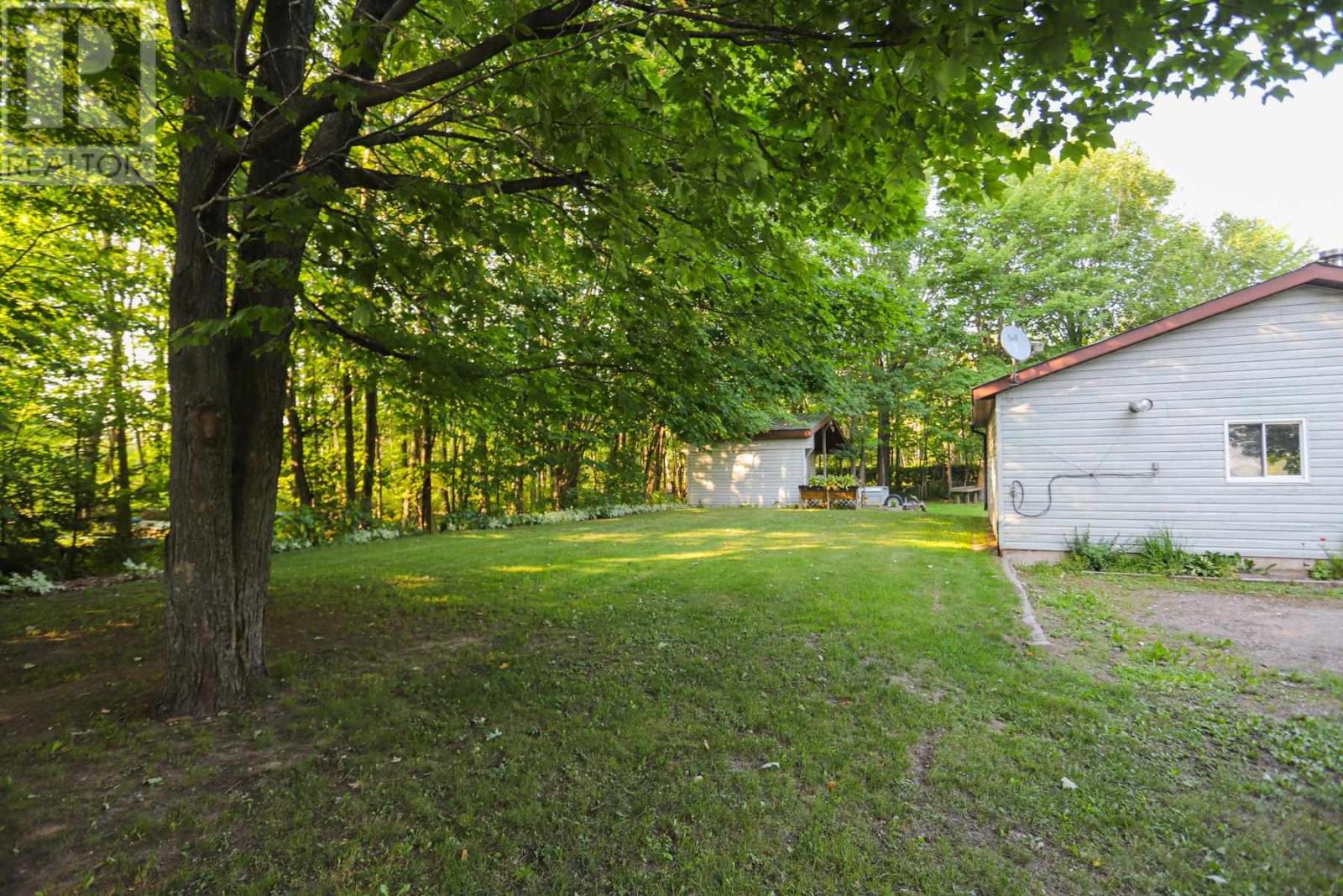 461 Sunnyside Beach Rd, Sault Ste. Marie, Ontario  P6A 5K8 - Photo 25 - SM262069