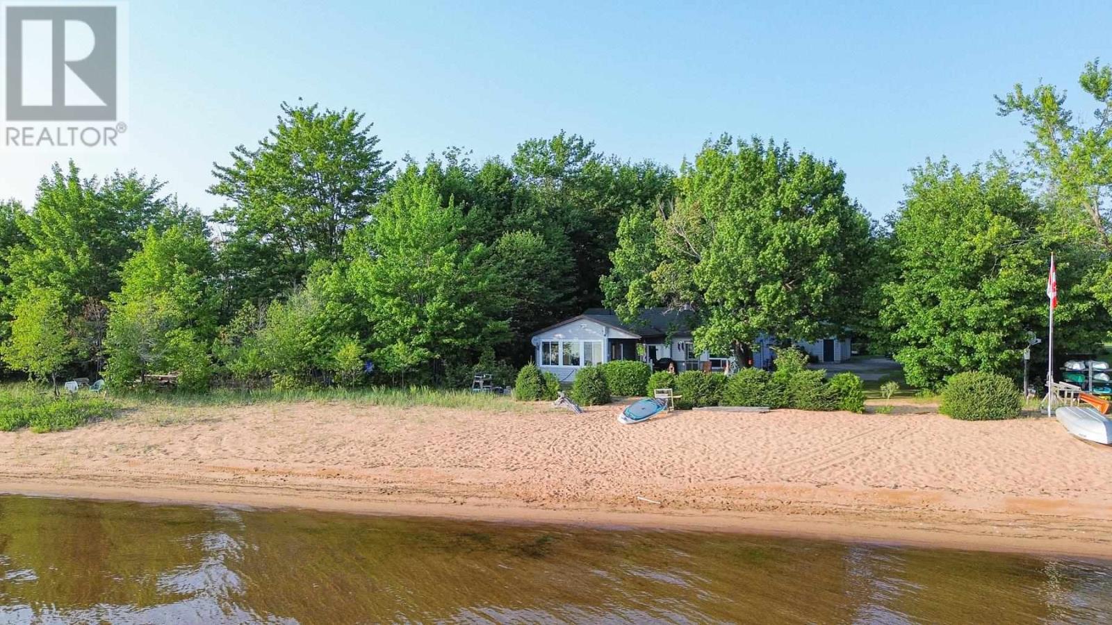 461 Sunnyside Beach Rd, Sault Ste. Marie, Ontario  P6A 5K8 - Photo 29 - SM262069
