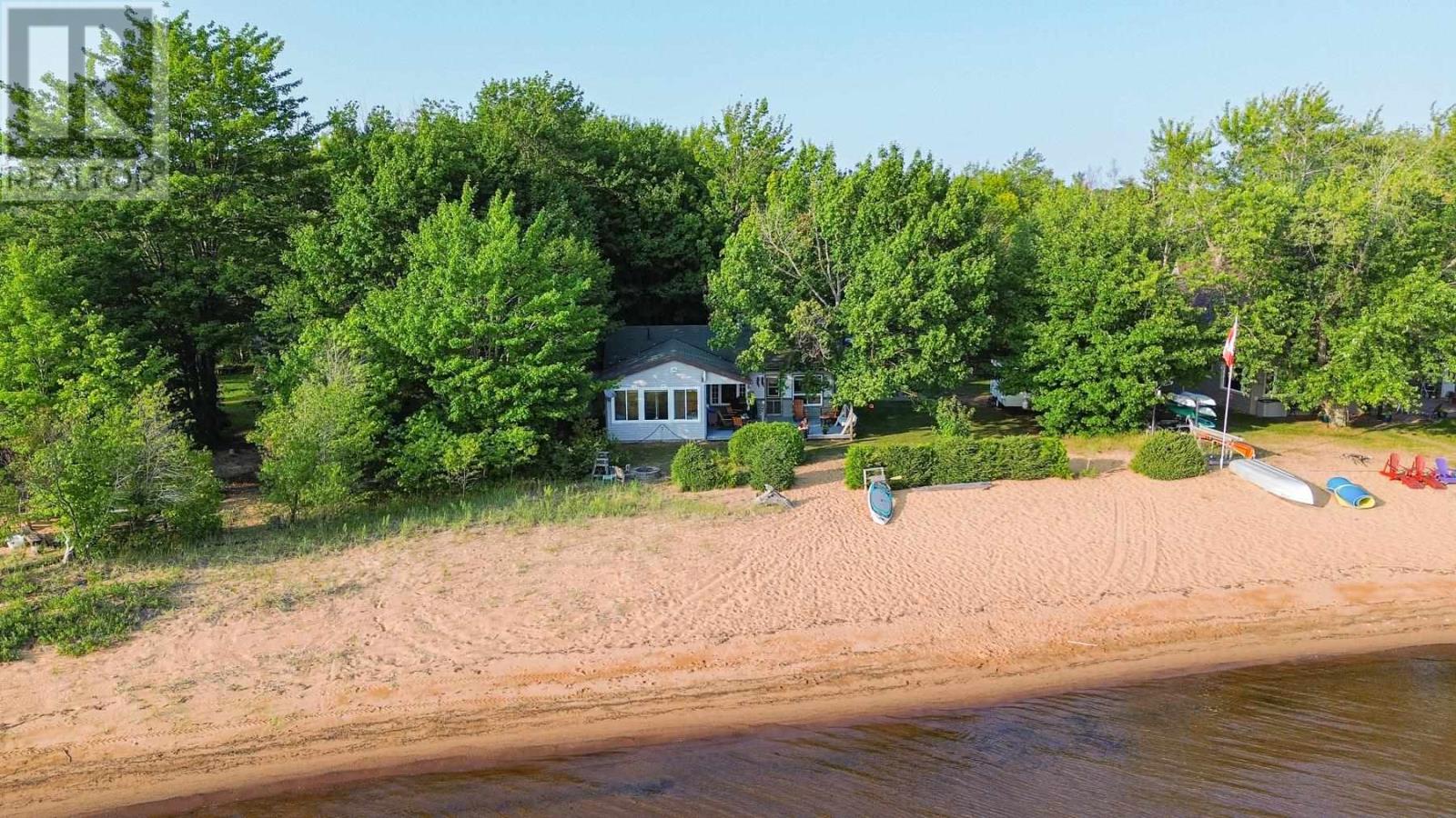 461 Sunnyside Beach Rd, Sault Ste. Marie, Ontario  P6A 5K8 - Photo 31 - SM262069