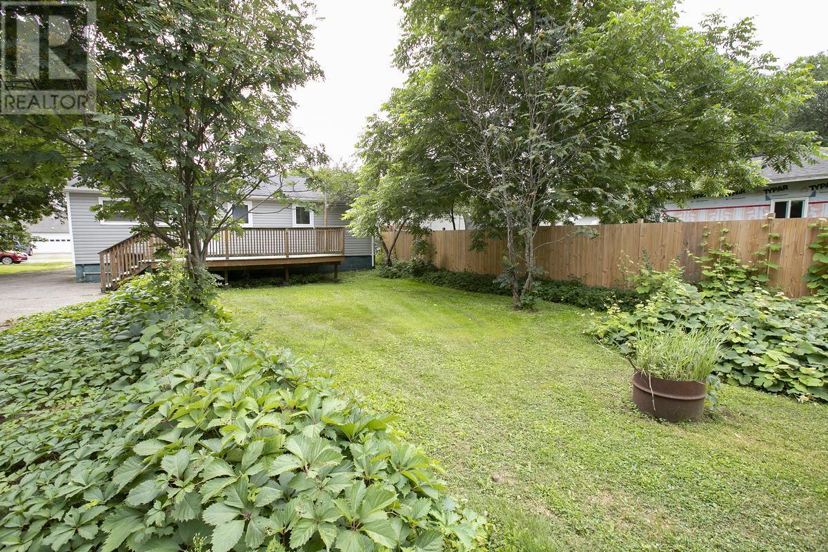 18 Eastern Ave, Sault Ste. Marie, Ontario P6A 4R1 - Photo 10 - SM262073