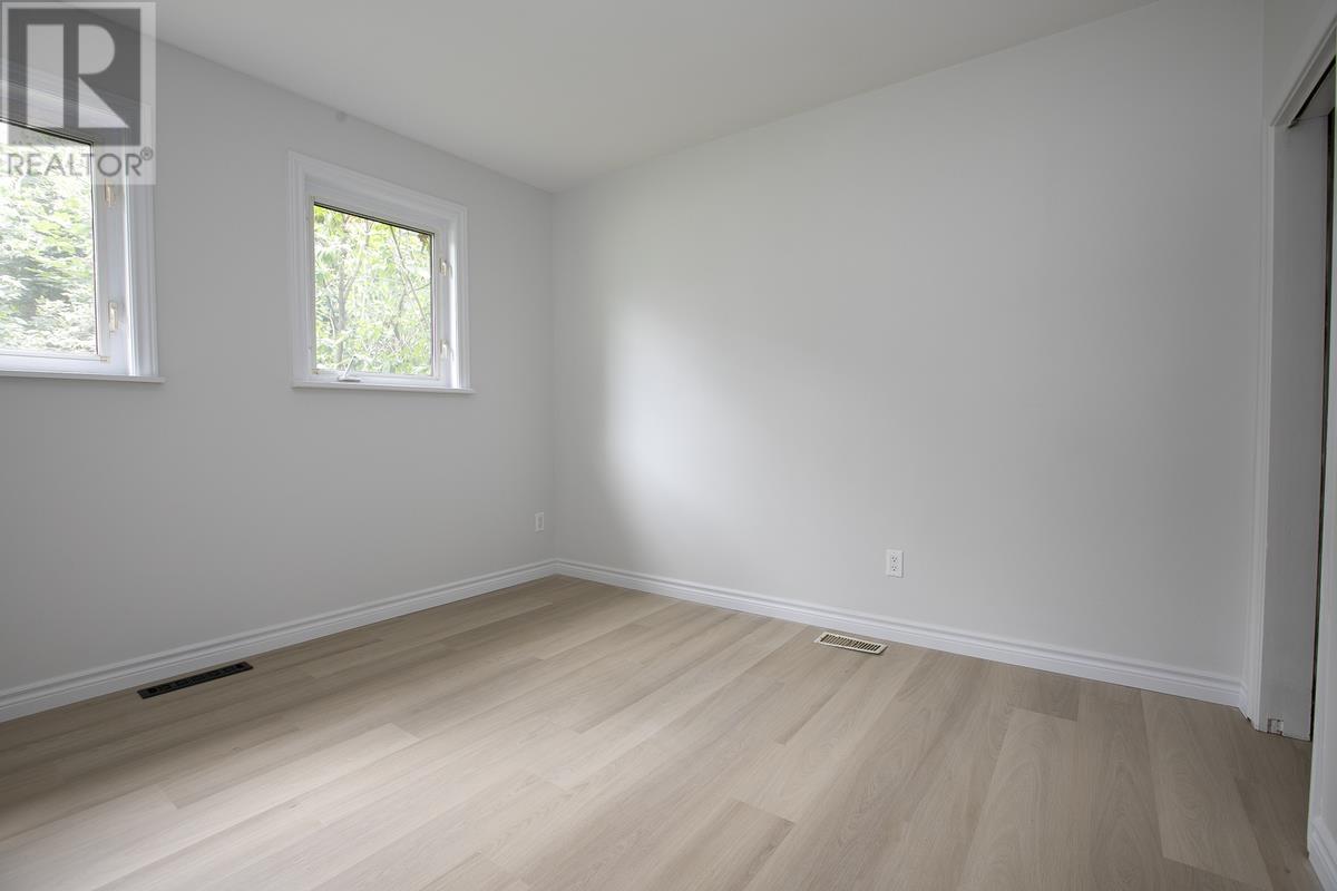 18 Eastern Ave, Sault Ste. Marie, Ontario P6A 4R1 - Photo 24 - SM262073