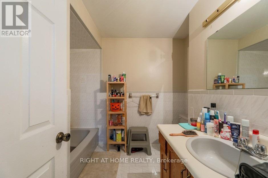 58 Park Street, Toronto, Ontario  M1N 2N7 - Photo 21 - E13632492