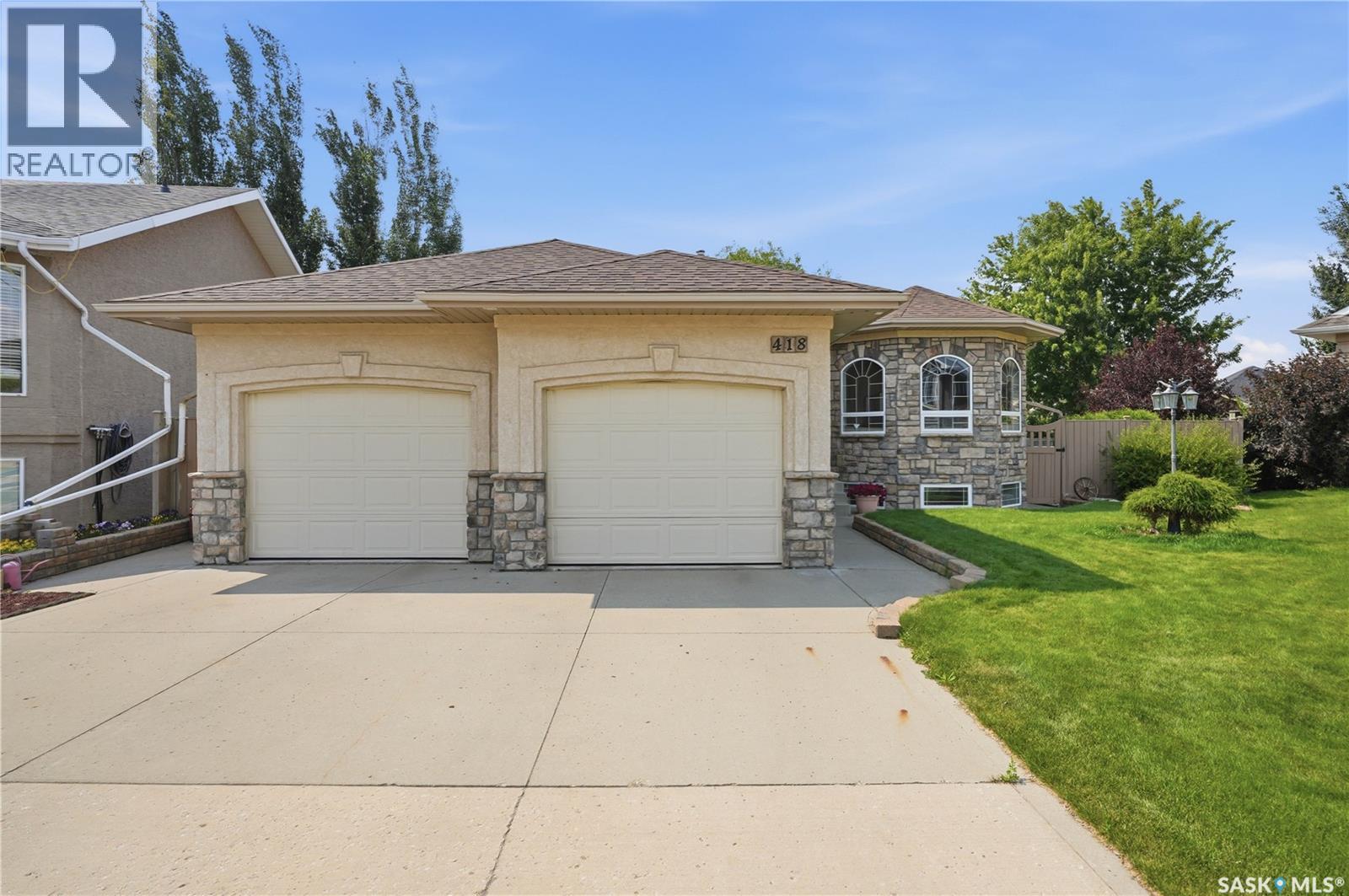 418 Bourgonje Court, Saskatoon, Saskatchewan  S7S 1L7 - Photo 1 - SK044700