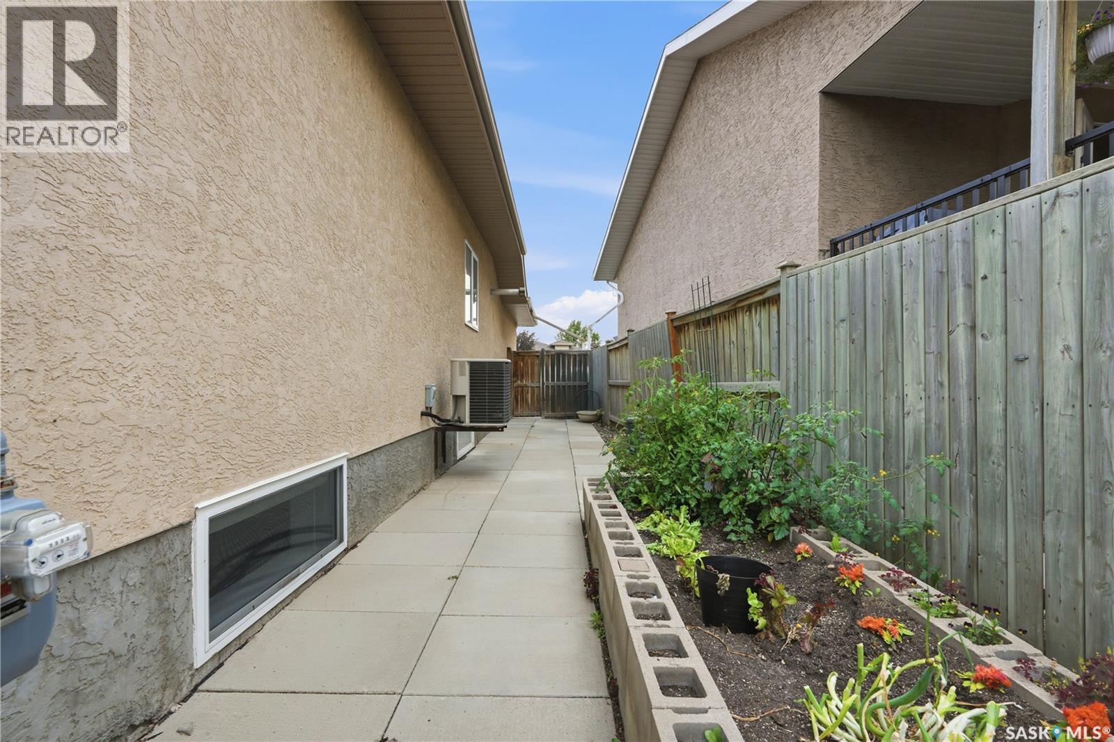 418 Bourgonje Court, Saskatoon, Saskatchewan  S7S 1L7 - Photo 48 - SK044700