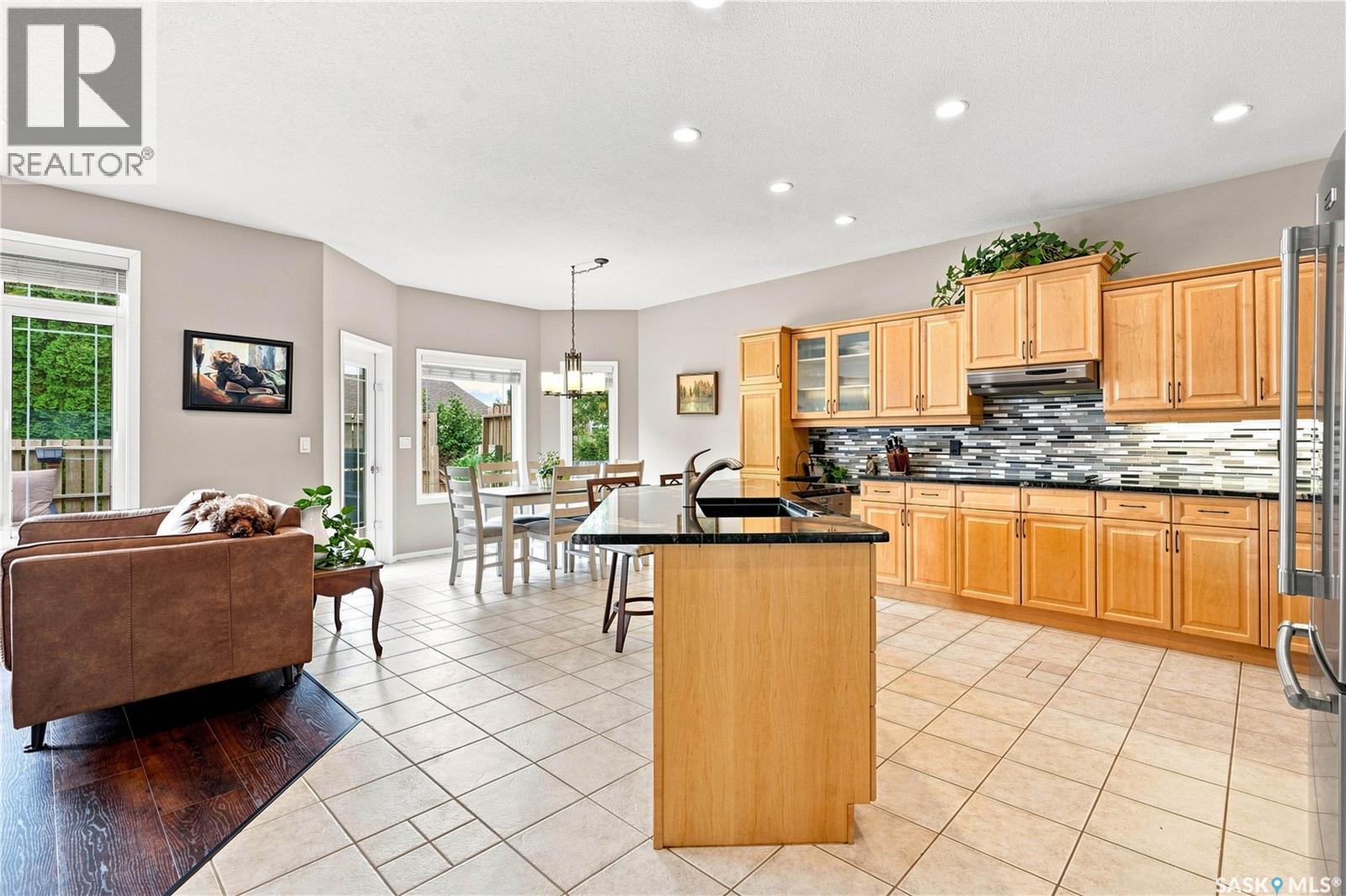418 Bourgonje Court, Saskatoon, Saskatchewan  S7S 1L7 - Photo 8 - SK044700