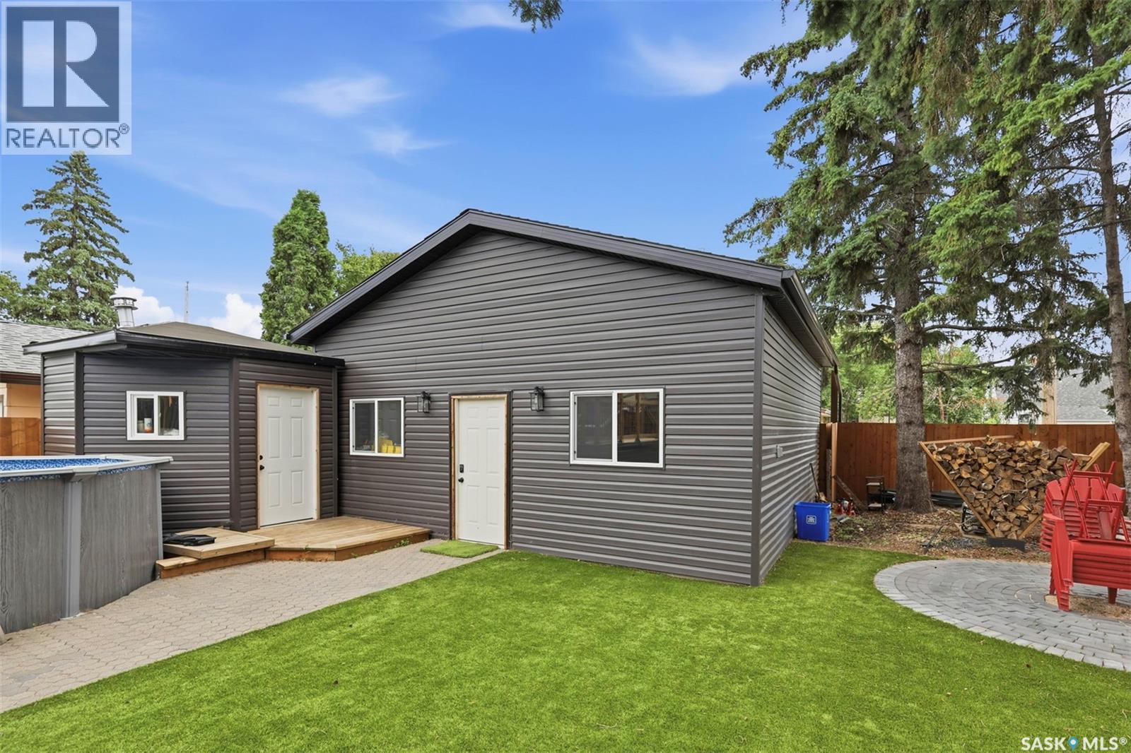 207 113th Street W, Saskatoon, Saskatchewan  S7N 1W1 - Photo 5 - SK044643