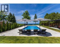 7 CAMPVIEW Road, Stoney Creek, Ontario