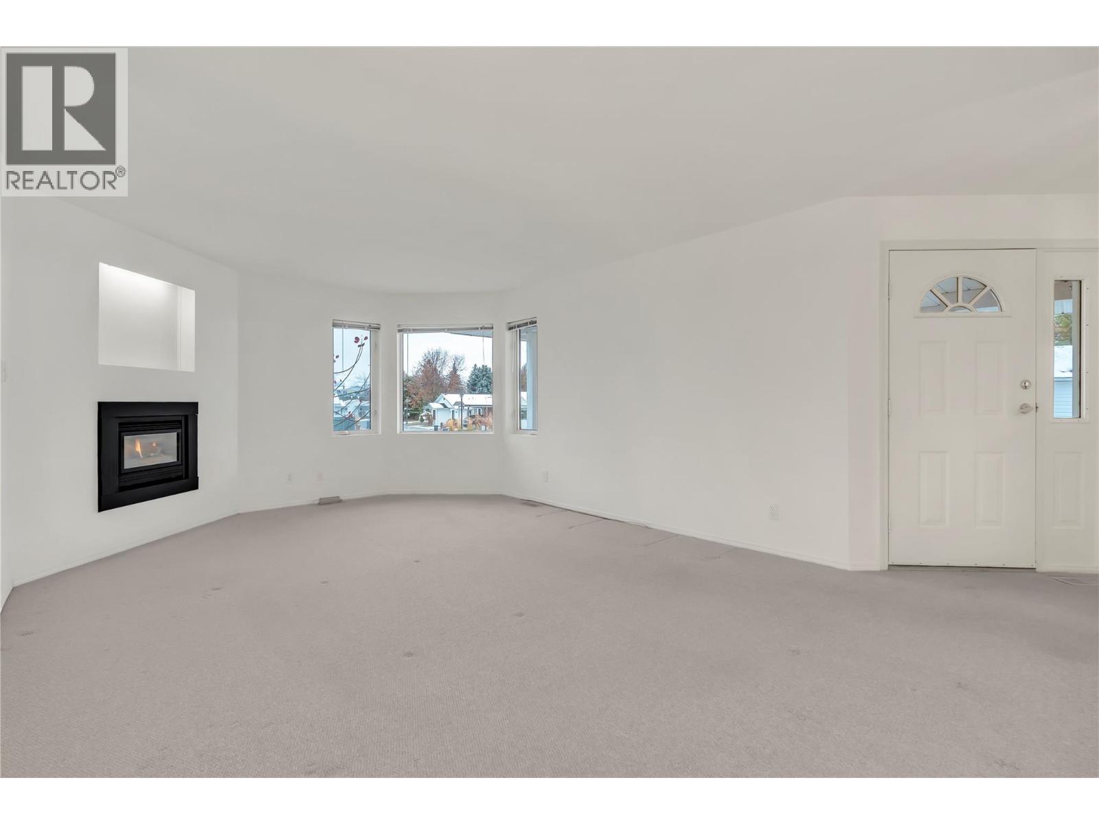 17017 Snow Avenue Unit# 24, Summerland, British Columbia  V0H 1Z6 - Photo 2 - 10358673