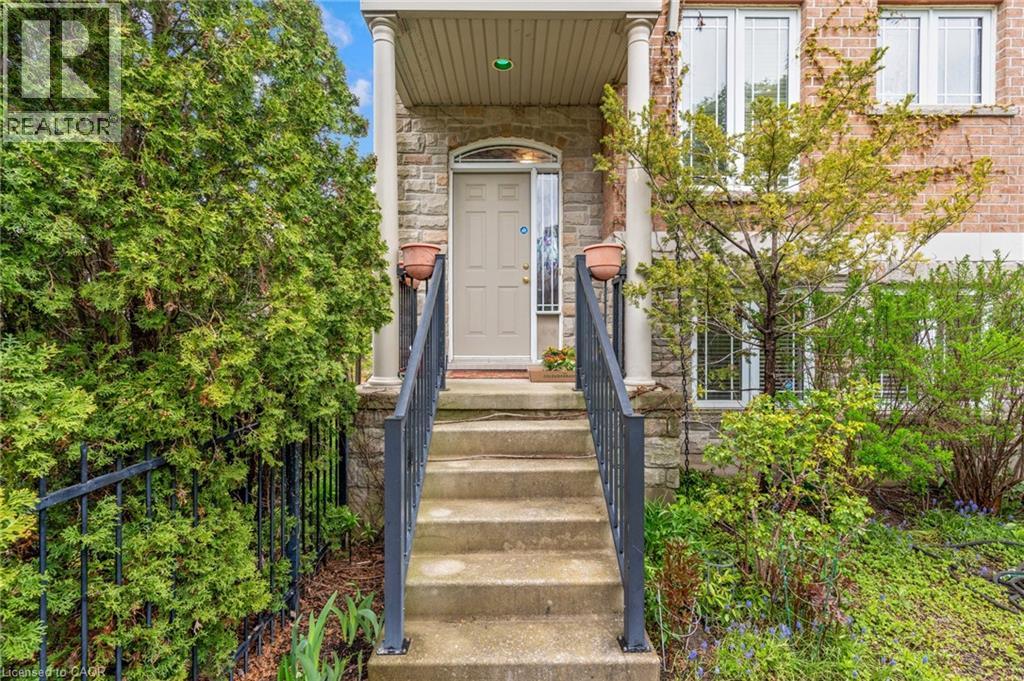 53 Grosvenor Lane, Cambridge, Ontario  N1R 8N2 - Photo 2 - 40830044