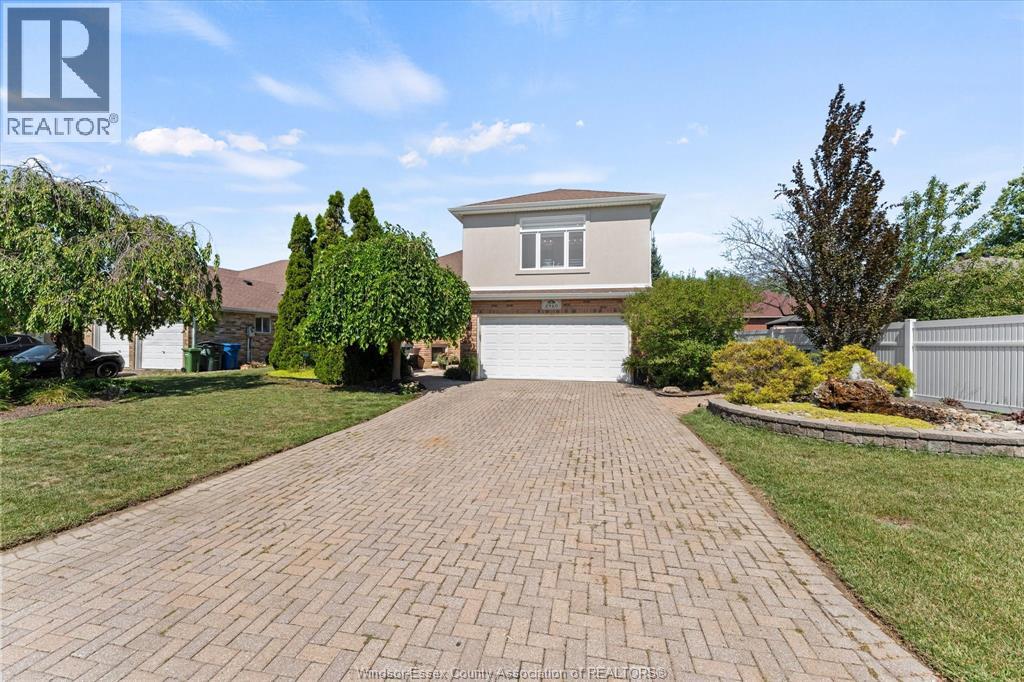 4960 Southwood Lakes, Windsor, Ontario  N9G 2S9 - Photo 1 - 26019043
