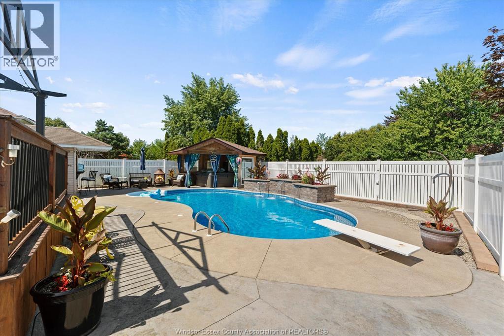 4960 Southwood Lakes, Windsor, Ontario  N9G 2S9 - Photo 34 - 26019043