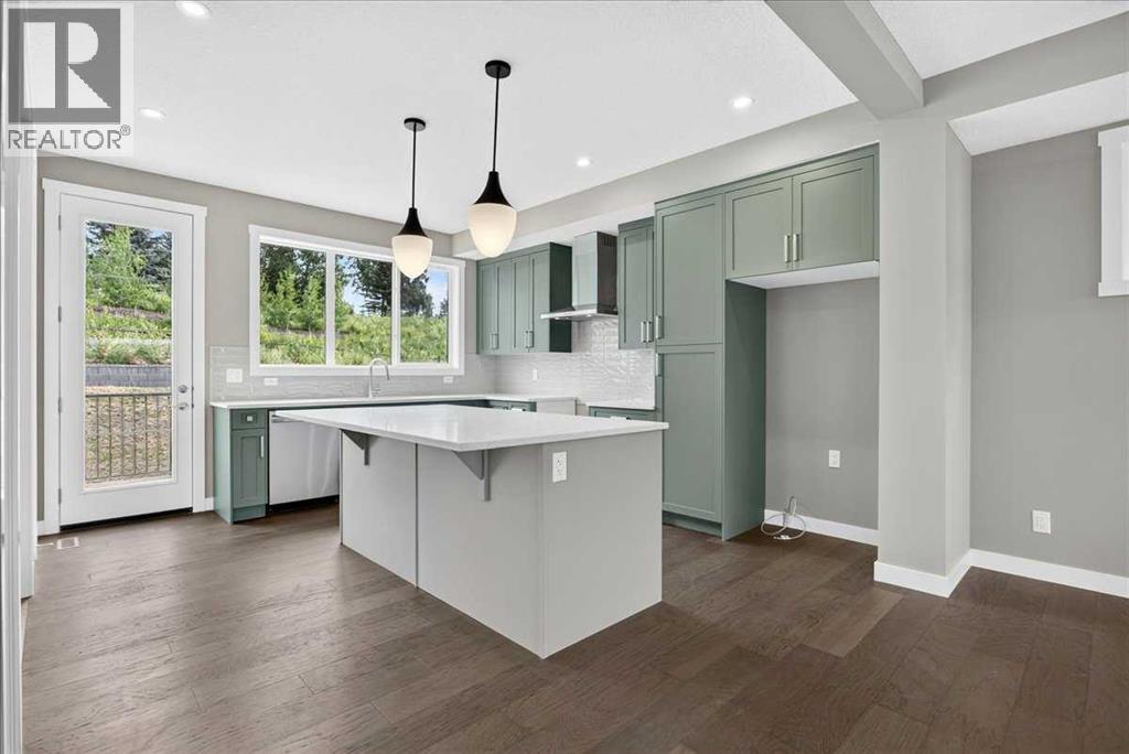 156 Crimson Ridge Place Nw, Calgary, Alberta  T3L 0K4 - Photo 10 - A2313701