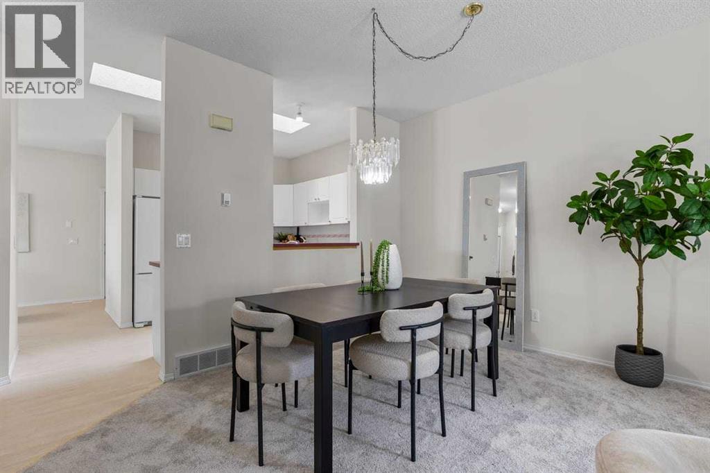 139 Hidden Valley Green NW, Calgary, Alberta  T3A 5L8 - Photo 8 - A2331138