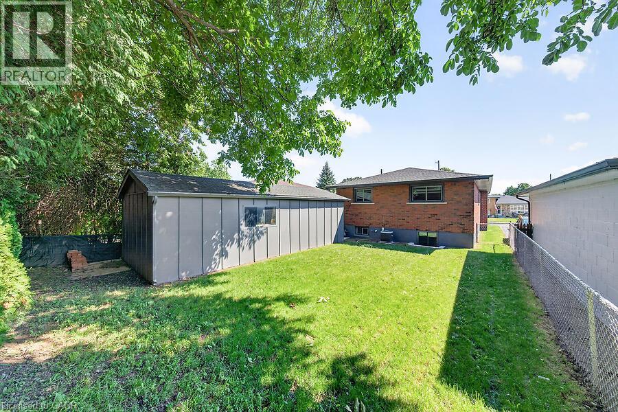 26 Parklands Drive, Hamilton, Ontario  L8K 4W7 - Photo 31 - 40853822