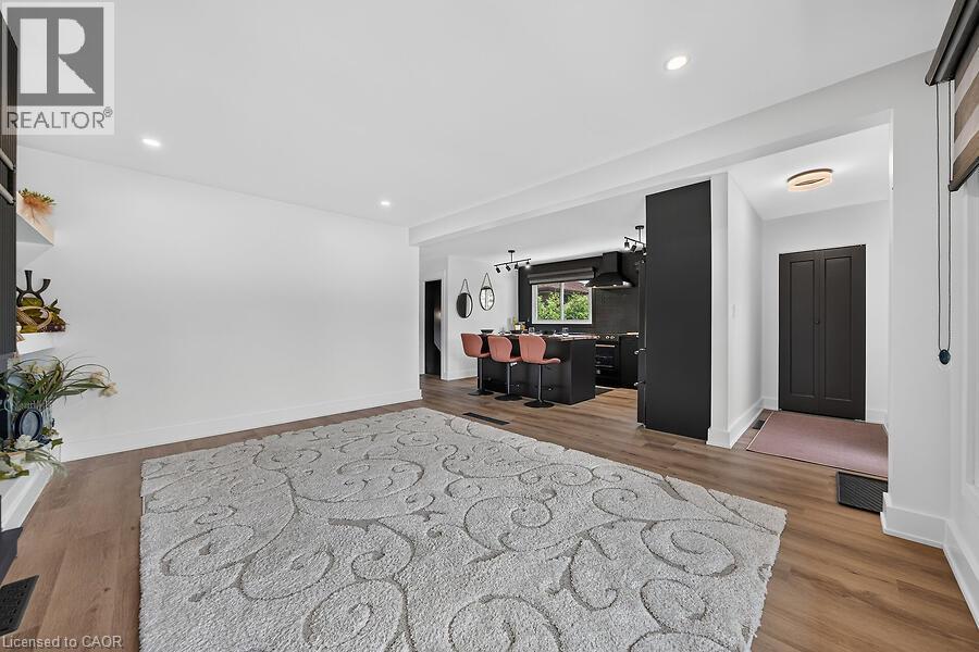 26 Parklands Drive, Hamilton, Ontario  L8K 4W7 - Photo 7 - 40853822