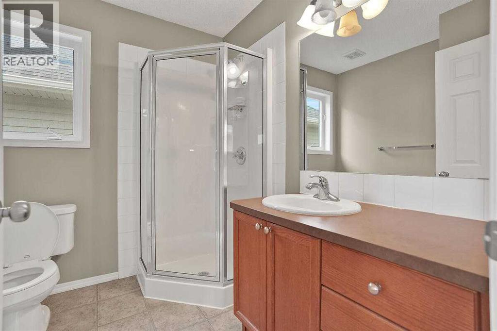 706 Everridge Drive SW, Calgary, Alberta  T2Y 4W5 - Photo 21 - A2334297