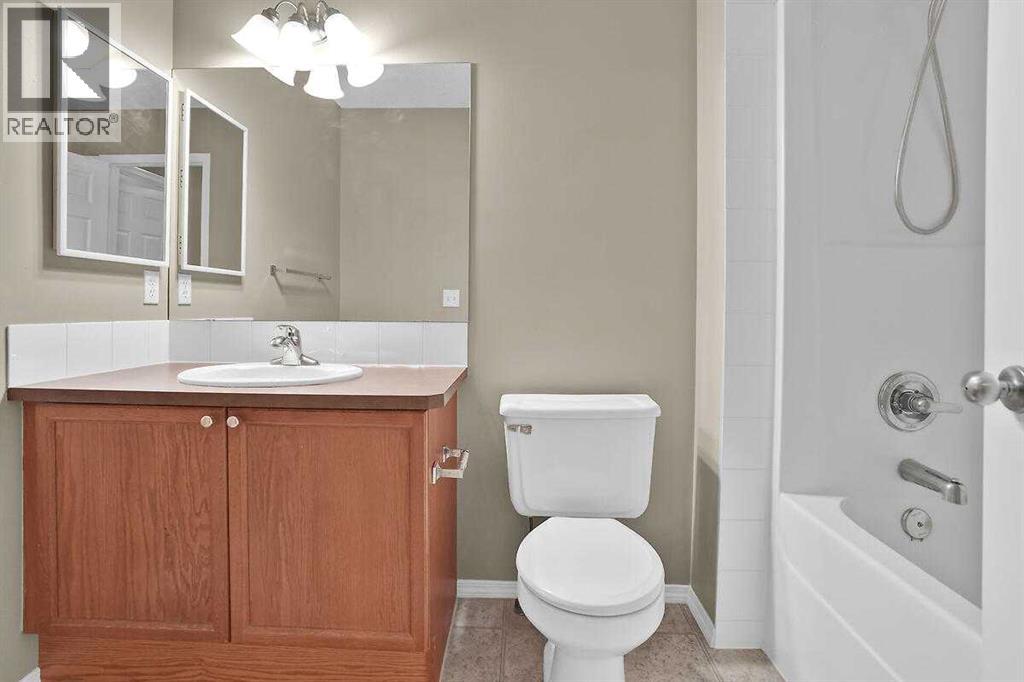 706 Everridge Drive SW, Calgary, Alberta  T2Y 4W5 - Photo 22 - A2334297