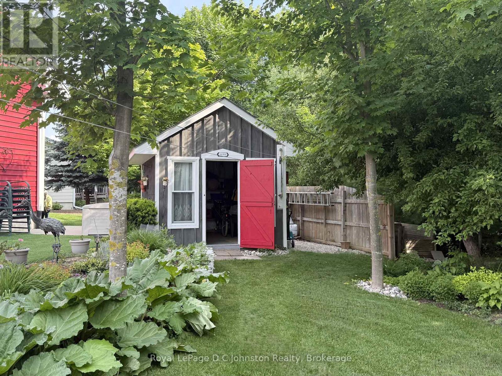 44 Eastgate Drive, Saugeen Shores, Ontario  N0H 2L0 - Photo 11 - X12782624