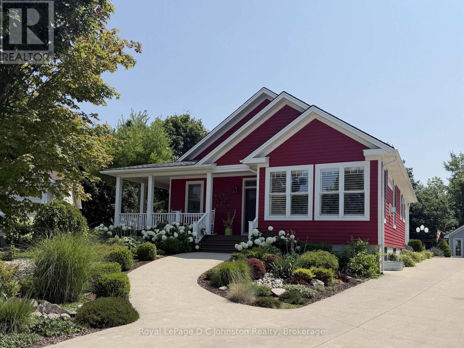 44 Eastgate Drive, Saugeen Shores, Ontario  N0H 2L0 - Photo 2 - X12782624