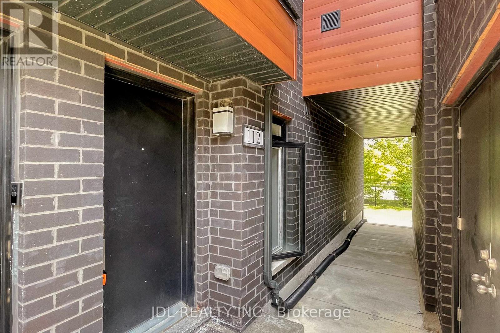 112 - 370 Red Maple Road, Richmond Hill, Ontario  L4C 6P5 - Photo 3 - N13581398
