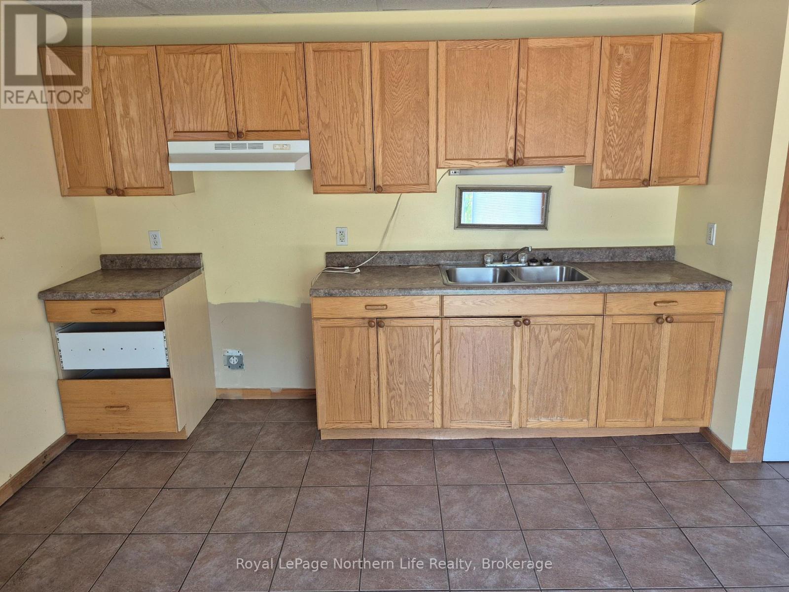 460 Earl Street, Mattawa, Ontario  P0H 1V0 - Photo 2 - X13644940