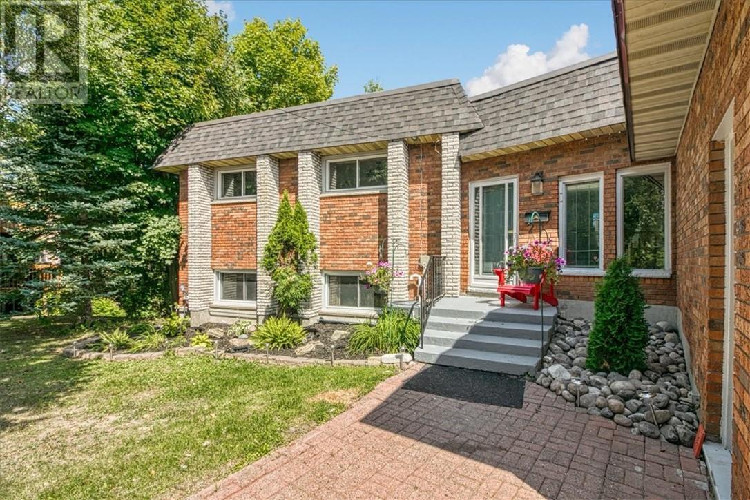 67 Kincora Court, Sudbury, Ontario  P3E 2B9 - Photo 2 - 2129388