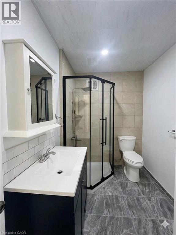 56 Skylark Drive Unit# 2, Hamilton, Ontario  L9A 4Y3 - Photo 3 - 40853851