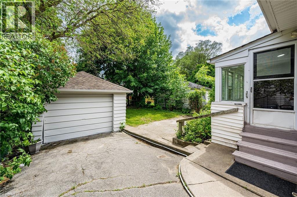 7 Putney Road, Toronto, Ontario  M8W 2K6 - Photo 35 - 40853839