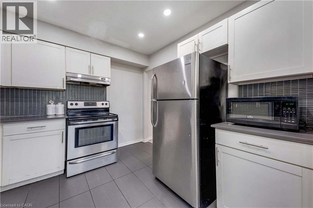 513 Quiet Place Unit# 3, Waterloo, Ontario  N2L 5L6 - Photo 10 - 40853510