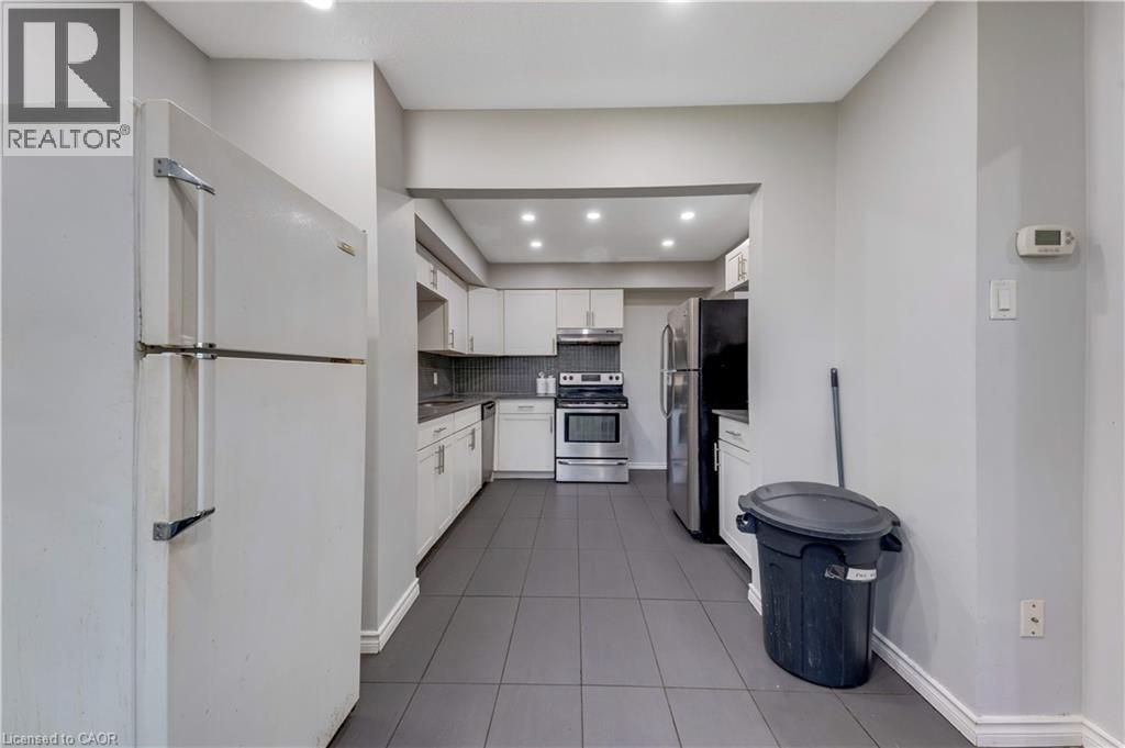 513 Quiet Place Unit# 3, Waterloo, Ontario  N2L 5L6 - Photo 9 - 40853510
