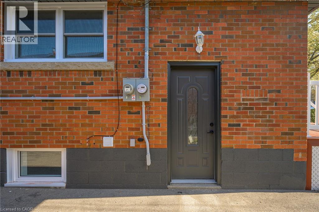 144 East 44th Street Unit# Lower Unit, Hamilton, Ontario  L8T 3H2 - Photo 2 - 40853362