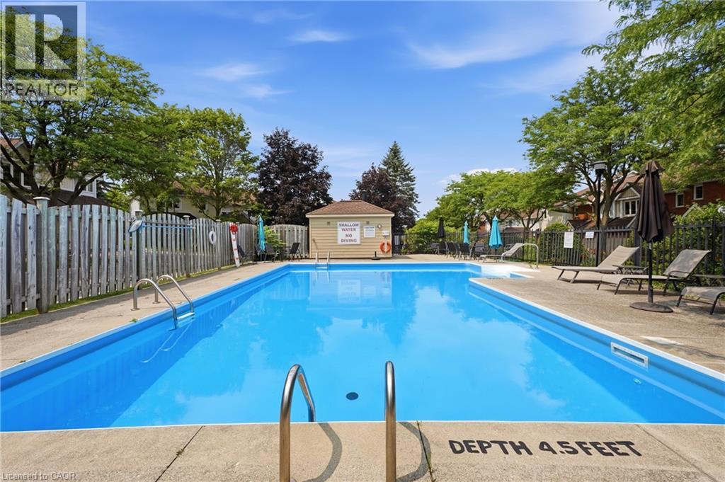 525 Beechwood Drive Unit# 27, Waterloo, Ontario  N2T 2G7 - Photo 39 - 40853302