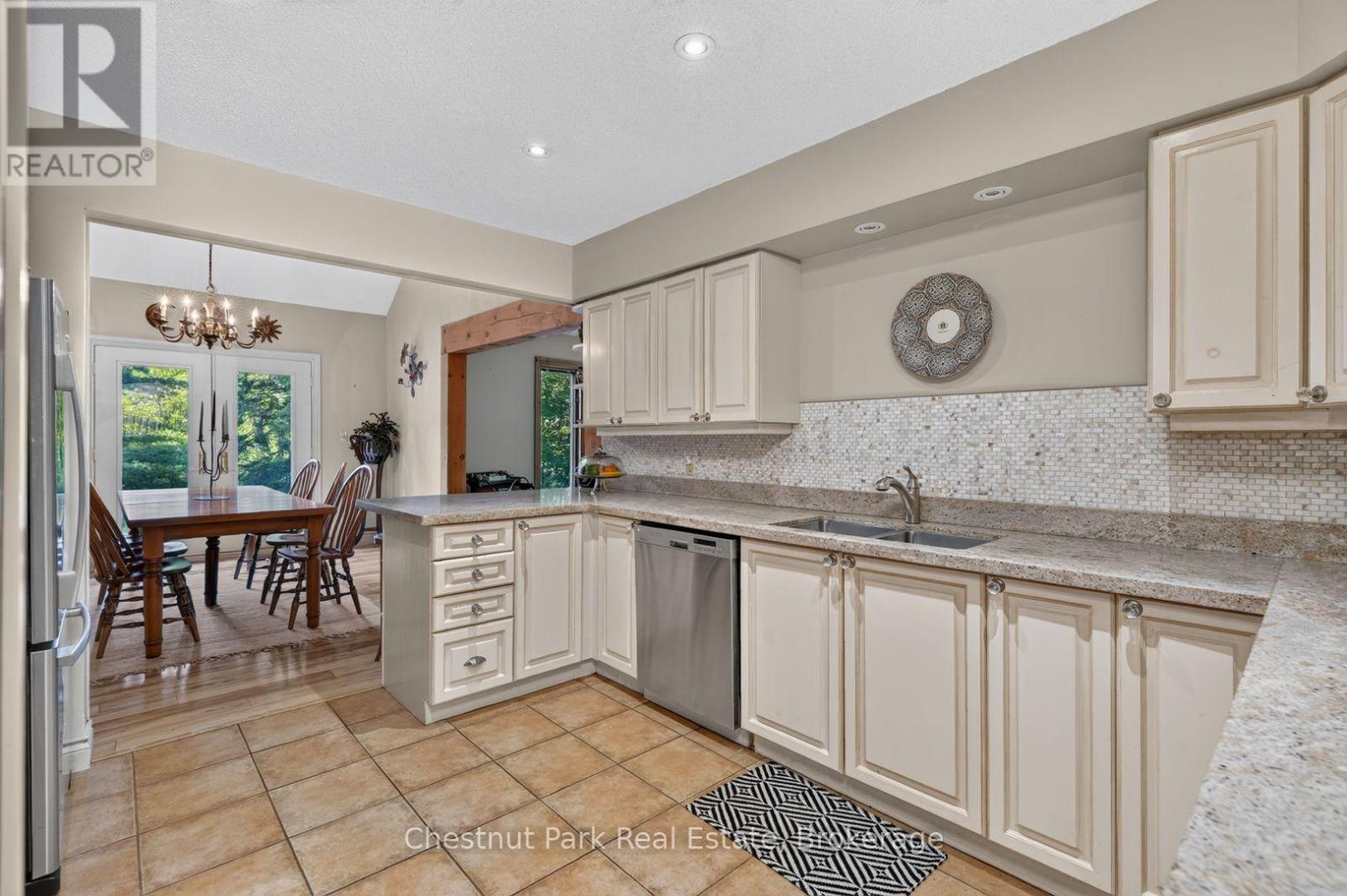 1212 Kirk Line E, Bracebridge, Ontario  P1L 0A1 - Photo 12 - X13644982