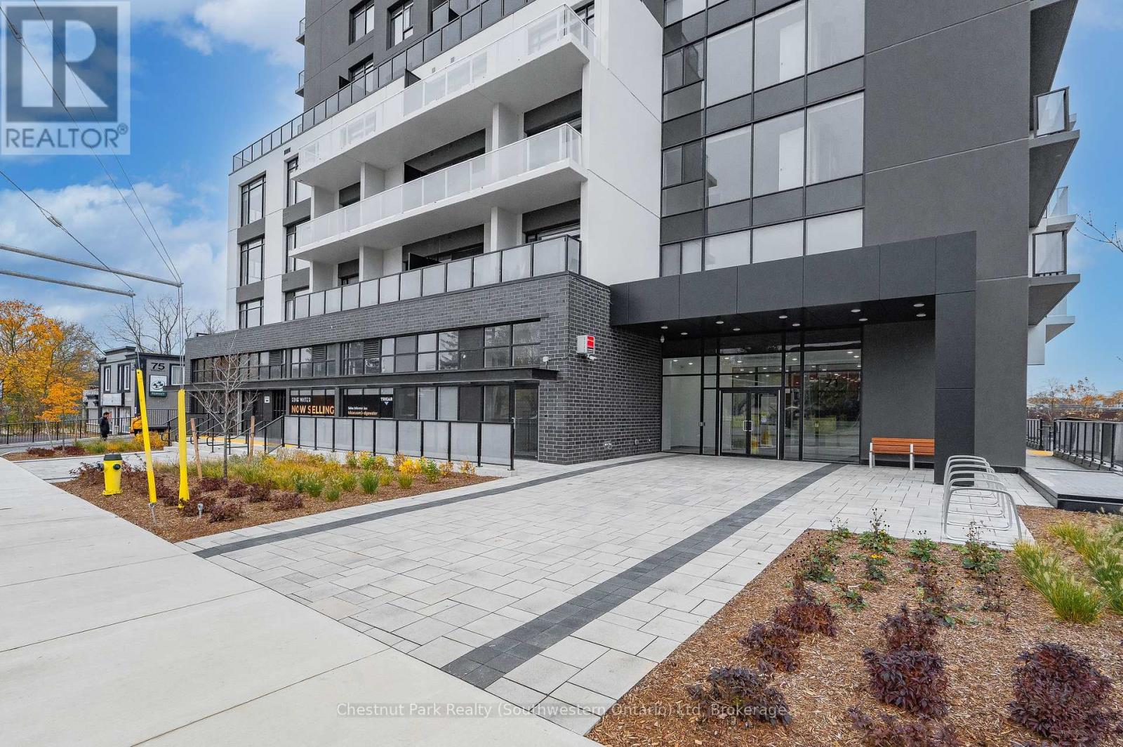 502 - 71 Wyndham Street S, Guelph, Ontario  N1E 0T7 - Photo 2 - X13645156