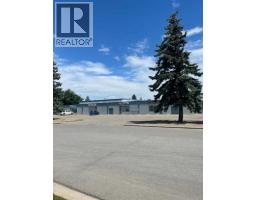 541-549 30 Street N, Lethbridge, Alberta