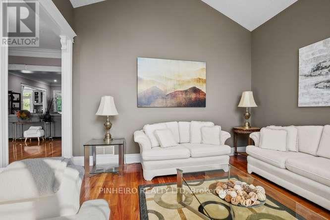 1802 Riverbend Road, London South, Ontario  N6K 0A4 - Photo 12 - X13644918