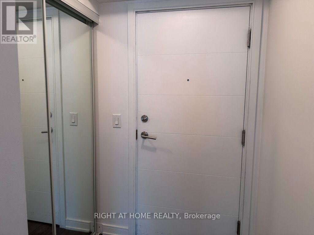 1232 - 525 Adelaide Street W, Toronto, Ontario  M5V 0N7 - Photo 2 - C13644890