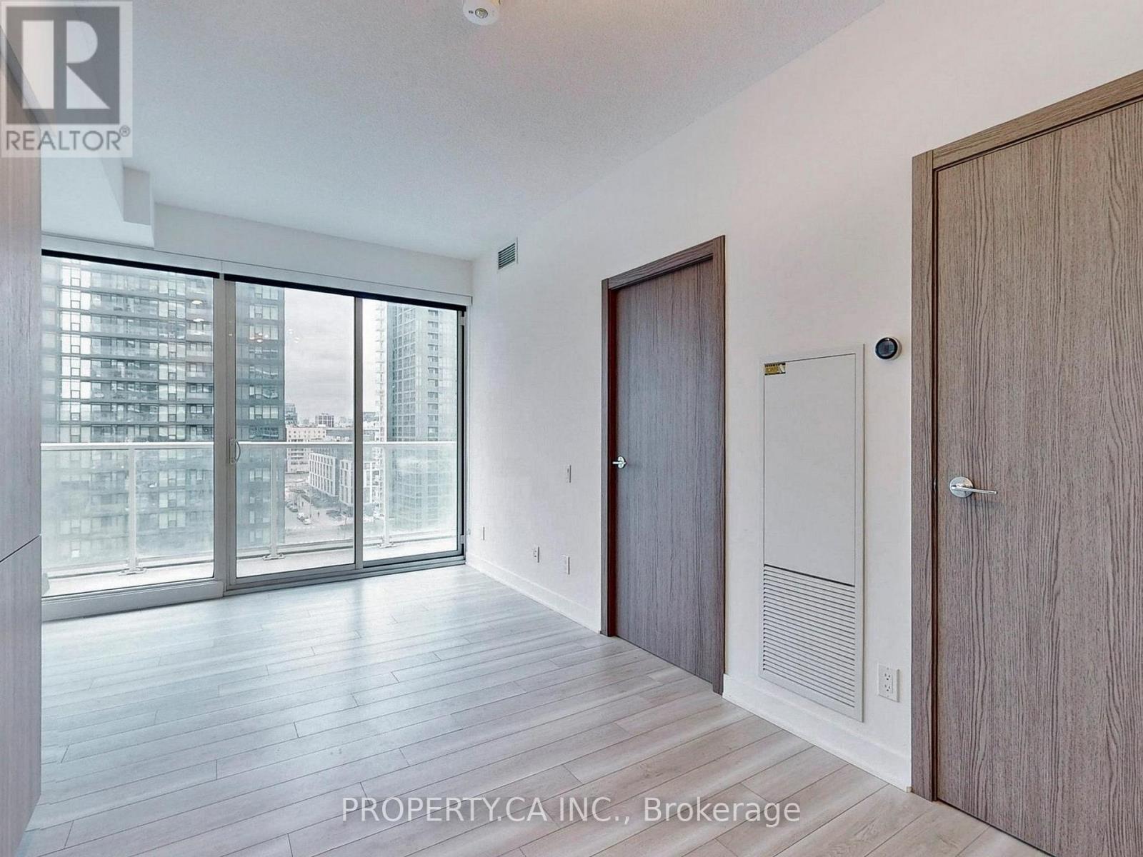 1209 - 17 Bathurst Street, Toronto, Ontario  M5V 0N1 - Photo 19 - C13644966