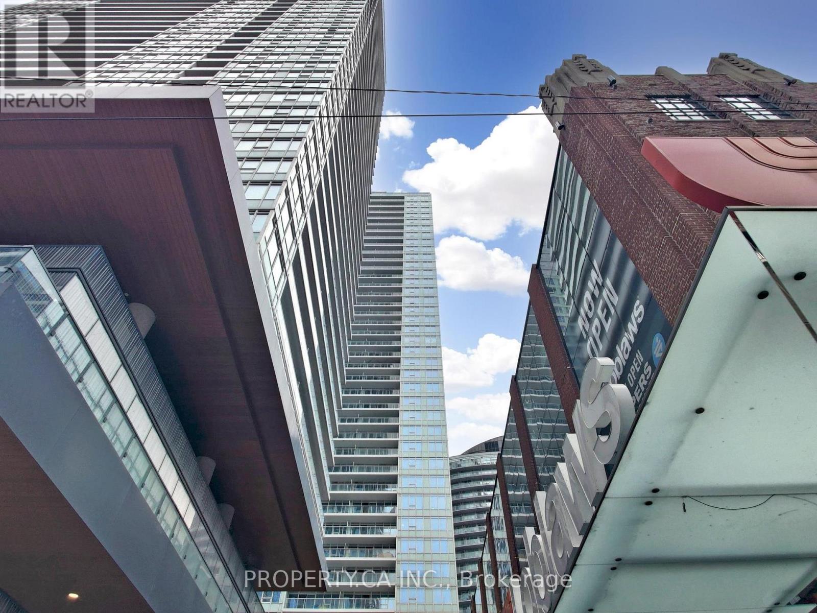 1209 - 17 Bathurst Street, Toronto, Ontario  M5V 0N1 - Photo 2 - C13644966