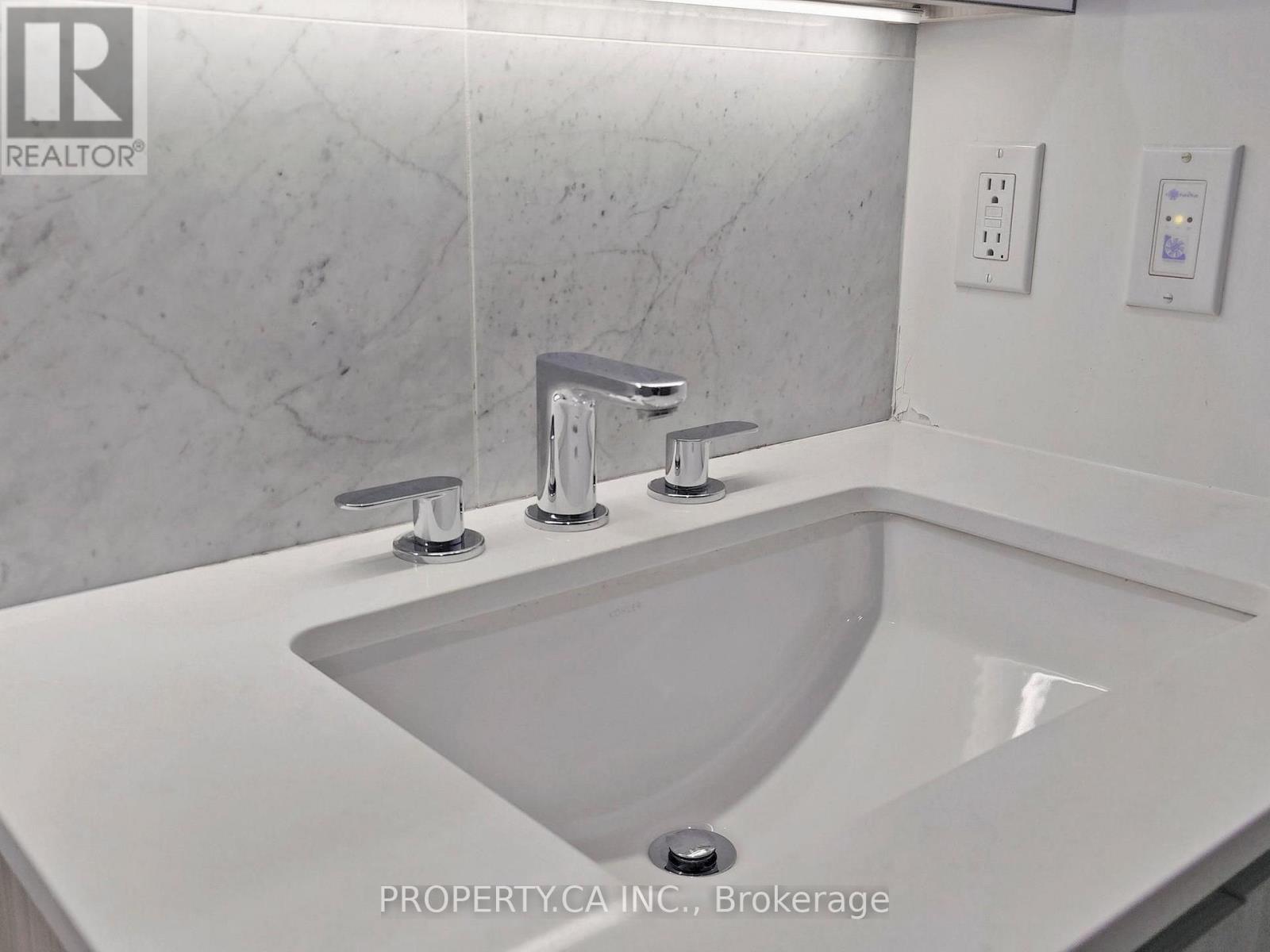 1209 - 17 Bathurst Street, Toronto, Ontario  M5V 0N1 - Photo 26 - C13644966