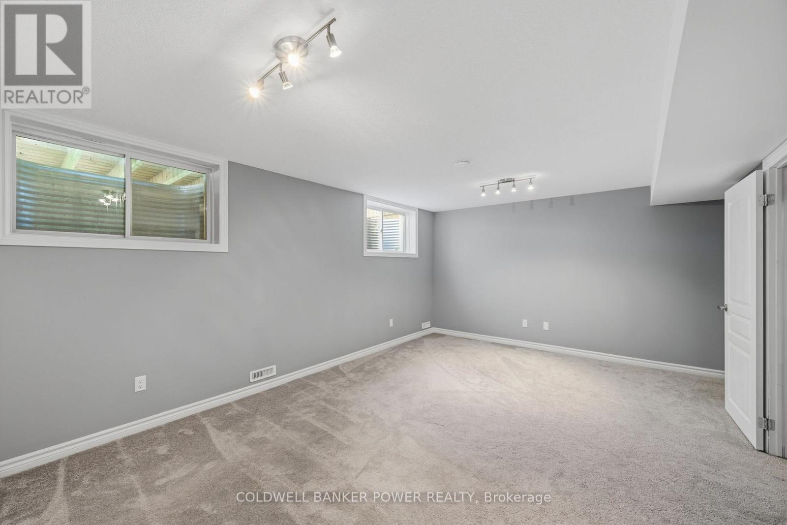 5 - 1924 Cedarhollow Boulevard, London North, Ontario  N5X 0K3 - Photo 33 - X13645250