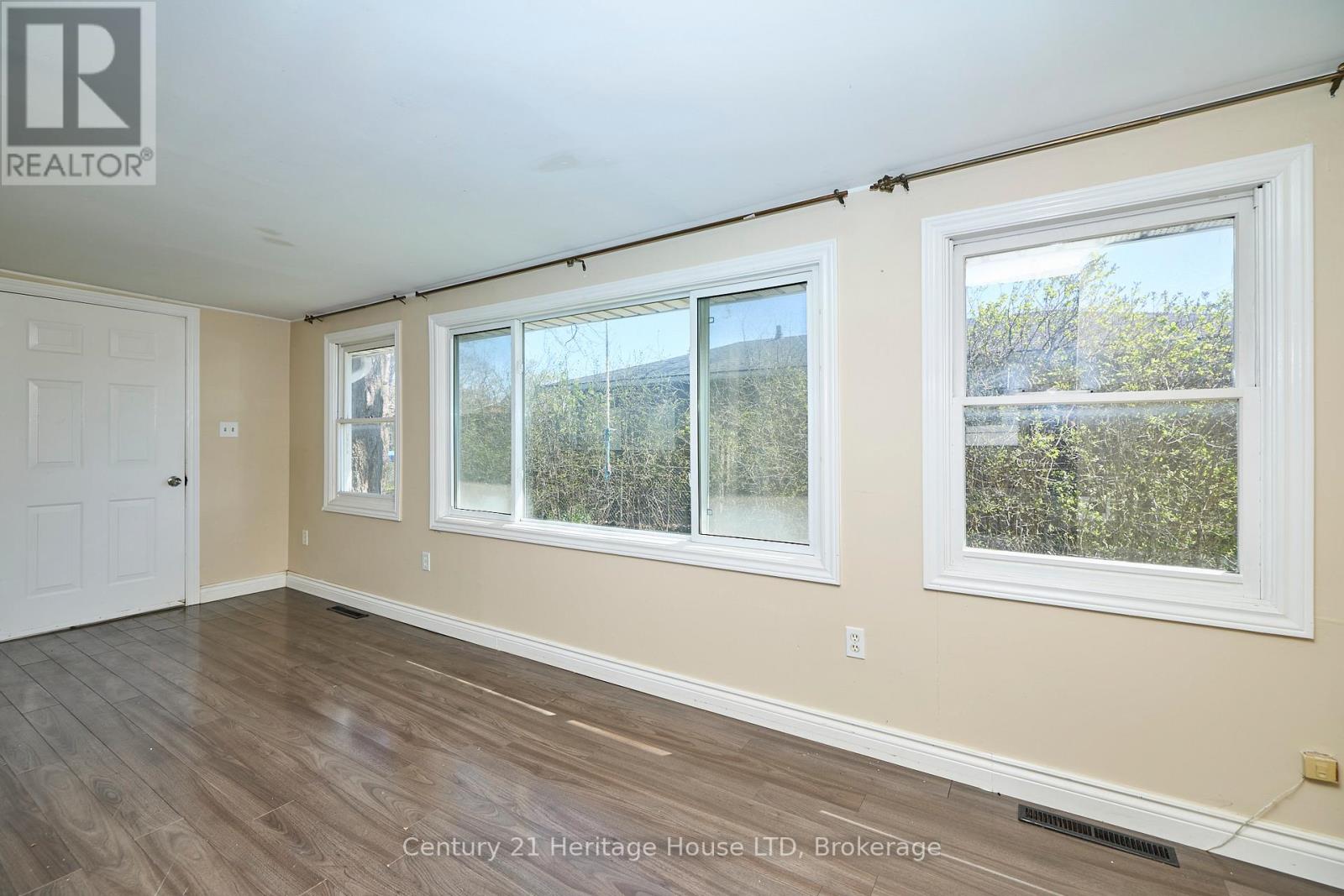 47 Concession Road, Fort Erie, Ontario  L2A 4G6 - Photo 10 - X13444828