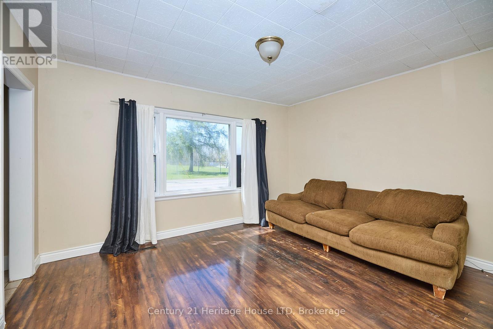 47 Concession Road, Fort Erie, Ontario  L2A 4G6 - Photo 11 - X13444828