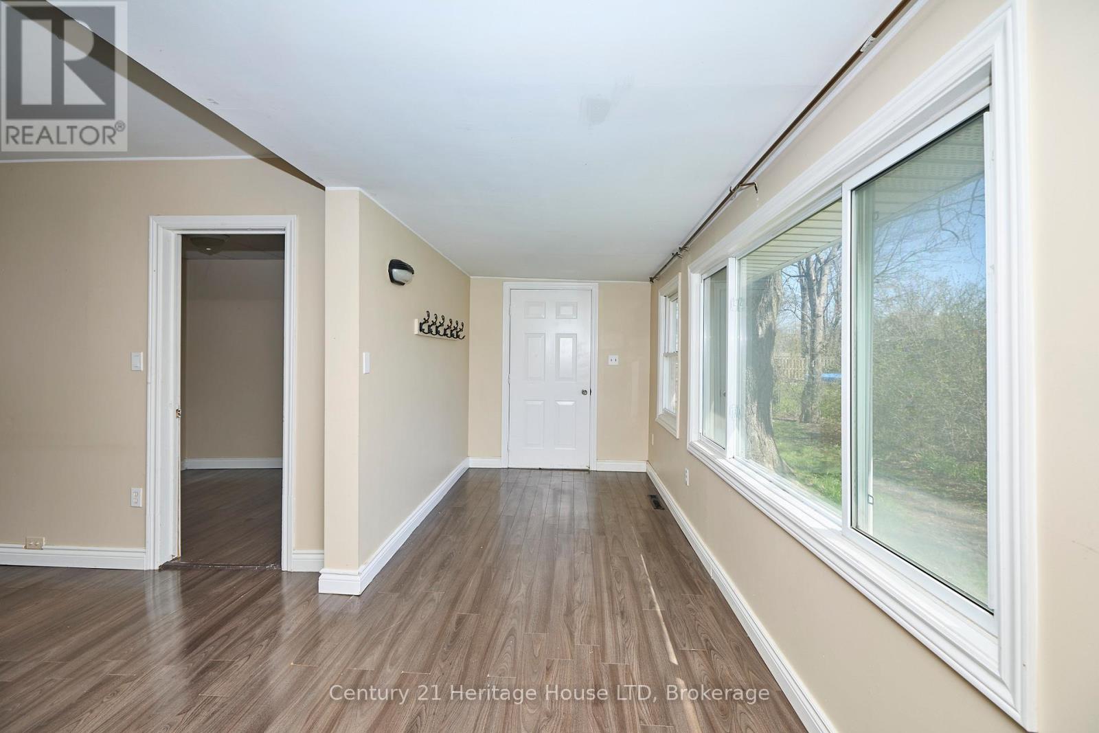 47 Concession Road, Fort Erie, Ontario  L2A 4G6 - Photo 9 - X13444828