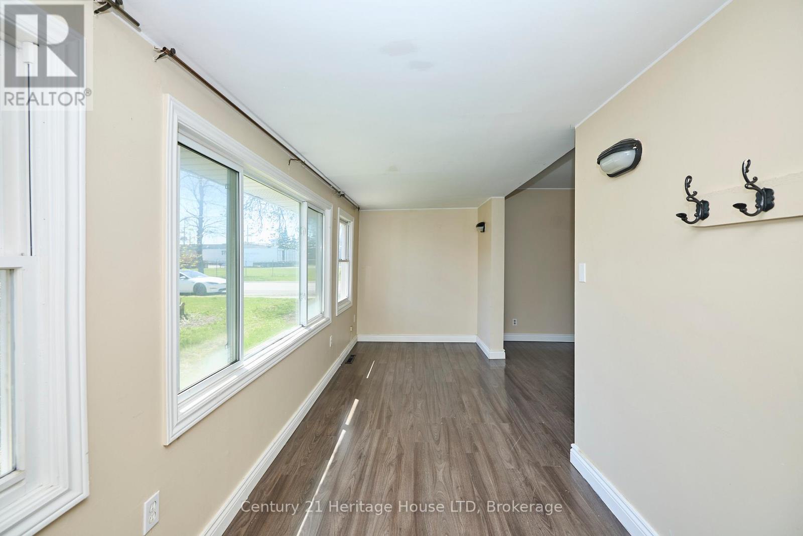 47 Concession Road, Fort Erie, Ontario  L2A 4G6 - Photo 8 - X13444828