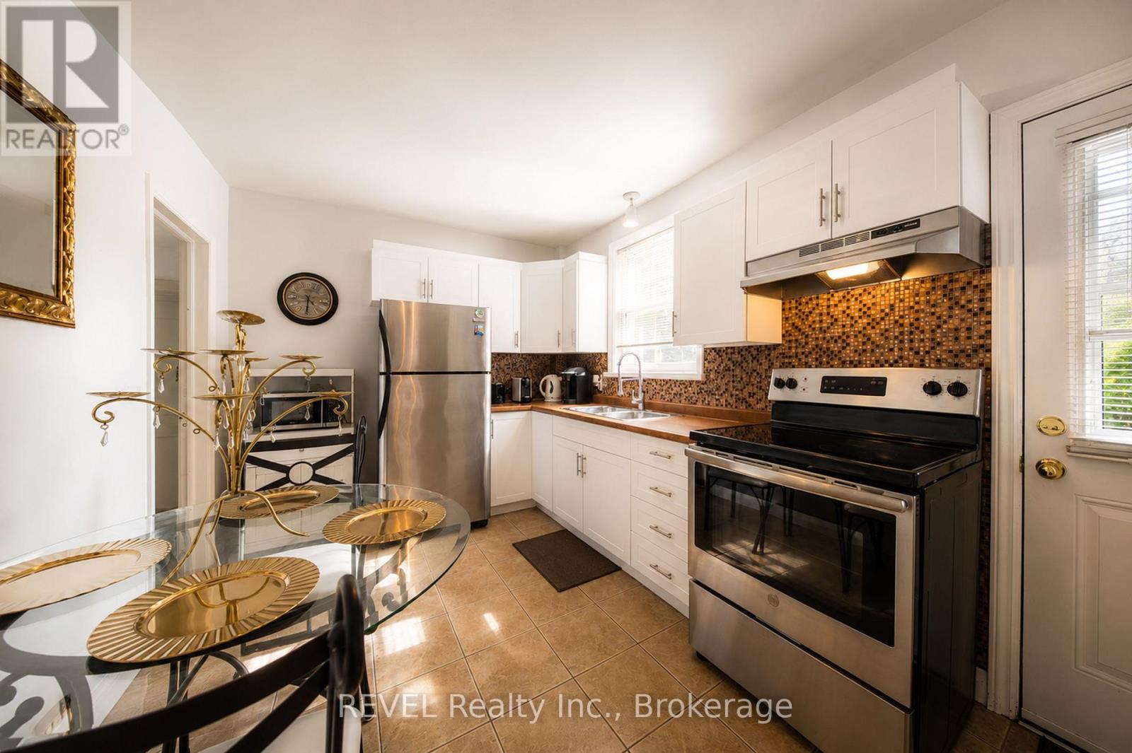 193 Ontario Street, St. Catharines, Ontario  L2R 5K8 - Photo 10 - X13643842