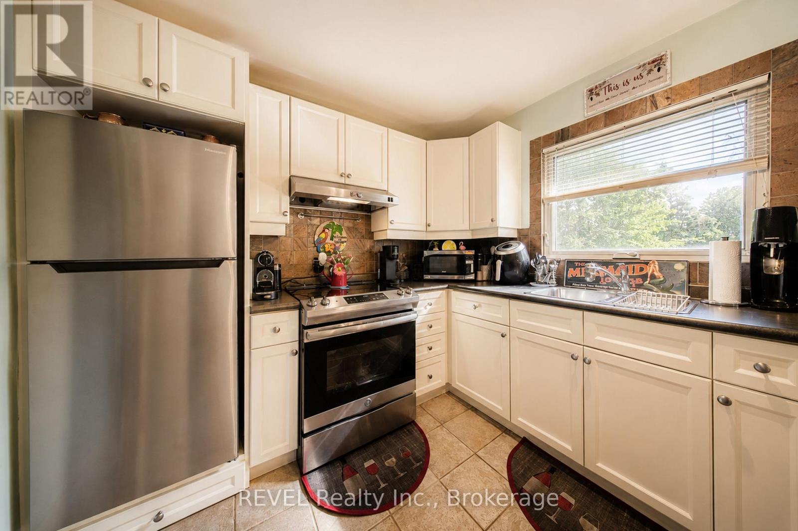 193 Ontario Street, St. Catharines, Ontario  L2R 5K8 - Photo 19 - X13643842