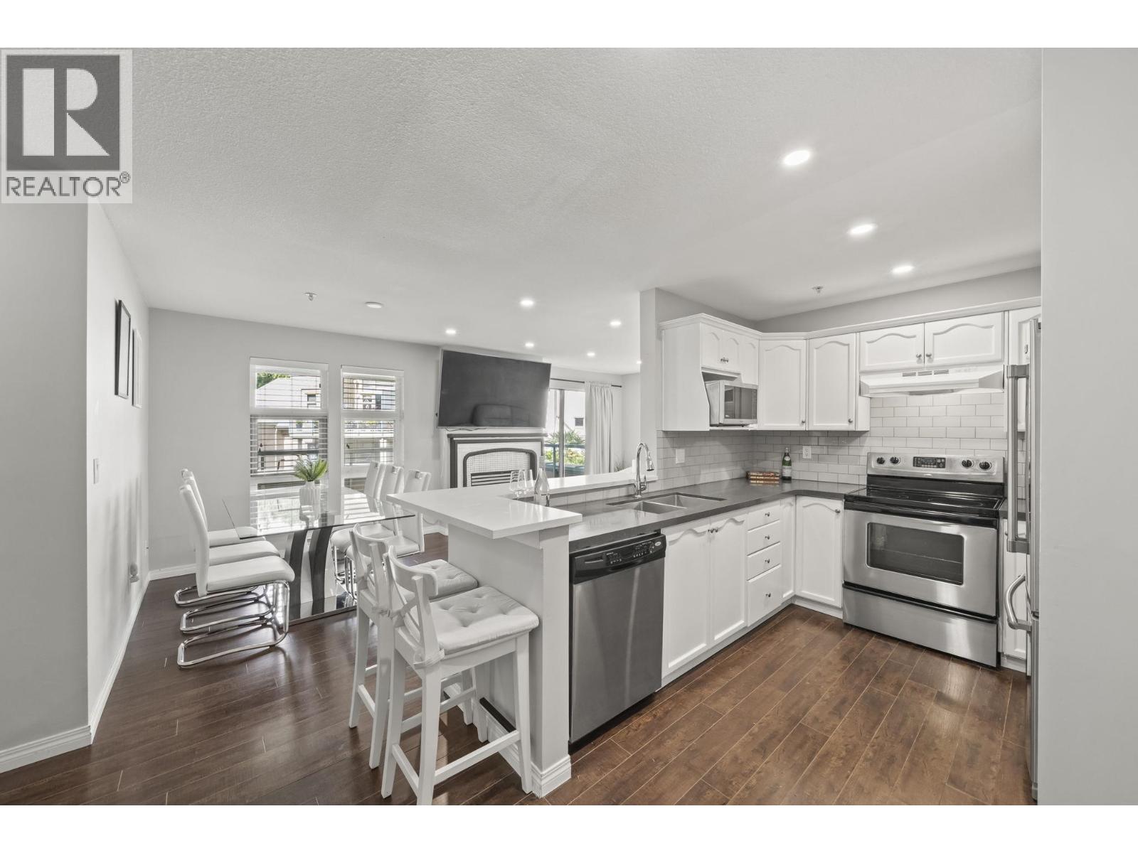 506 301 Maude Road, Port Moody, British Columbia V3H 5B1 - Photo 3 - R3140062