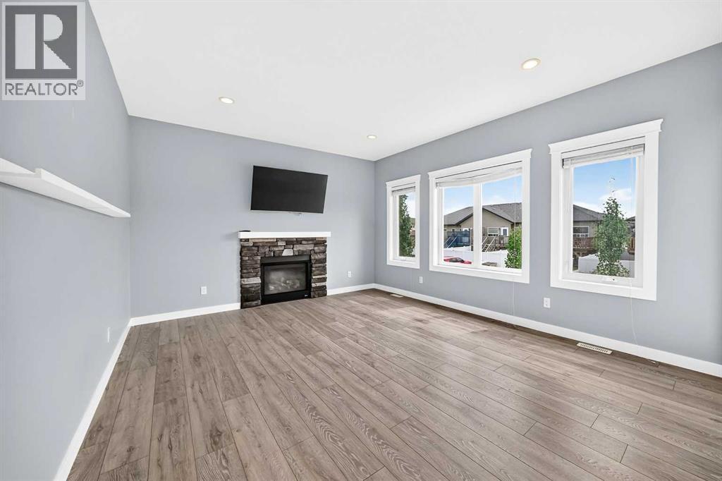 38 Cambridge Close, Blackfalds, Alberta  T4M 0A3 - Photo 12 - A2330365